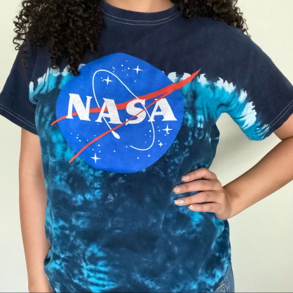 3 for 25✨ / Nasa Graphic Tie-Dye Tee - Picture 3 of 5